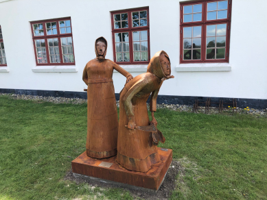 “The sugar beet girls” sculpture is the new landmark for the Museum Polish Barrack 